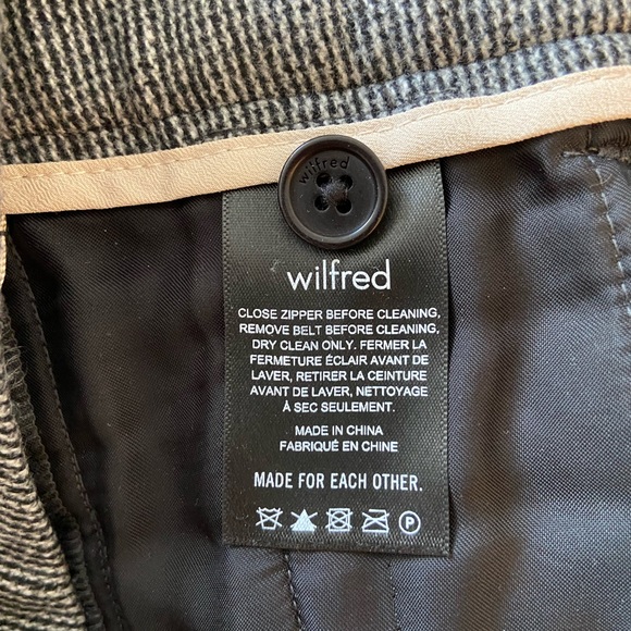 Aritzia Wool Tie-Front Pants in Heathered Grey - Picture 9 of 10